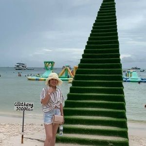 Meet your Posher, Tina